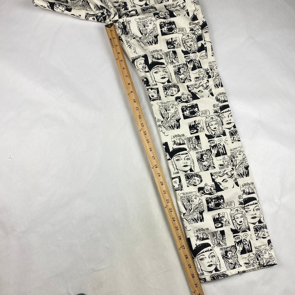 Reformation Newsprint Jeans Women's Size 2* Black and White Comic Print - Picture 14 of 16